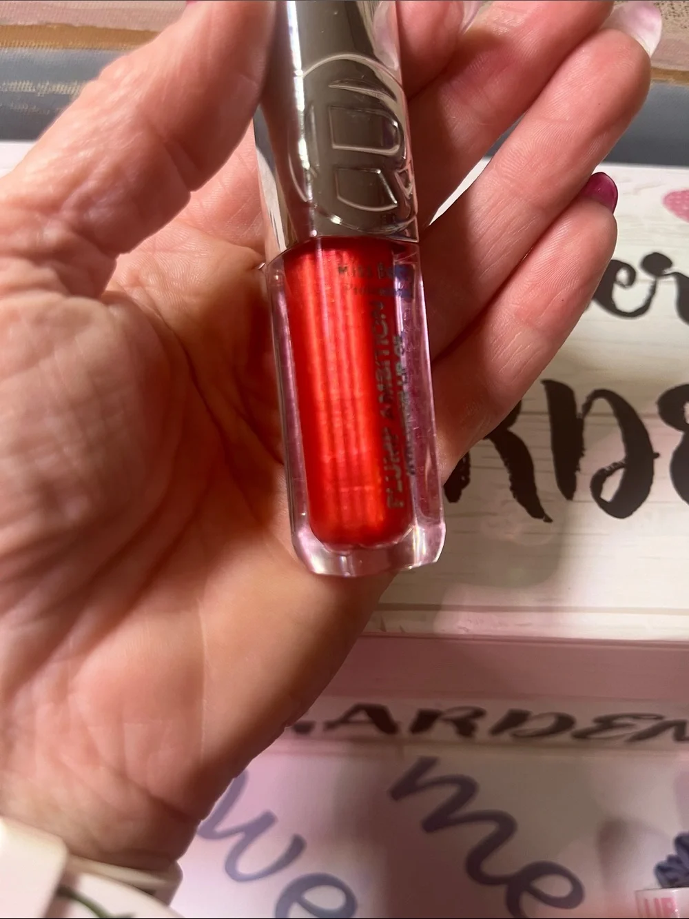 Ardene Plump Ambition Hyaluron Lip Oil - Red Gloss